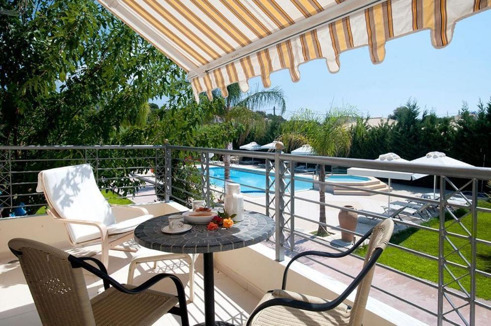 Dion Zois Apartment Finikounta Ngoại thất bức ảnh